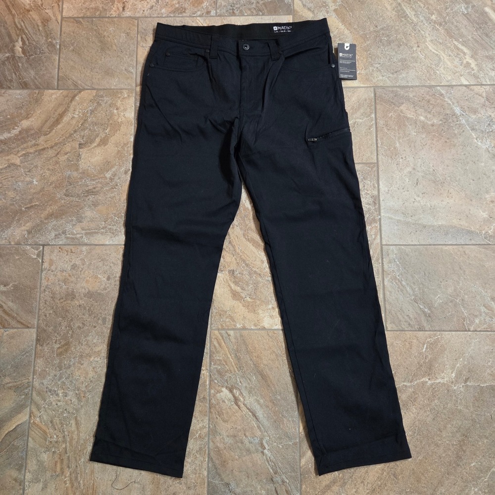 NWT Matix Mens Pants Black Flat Front Zip Pocket Straight Leg Size 34x32